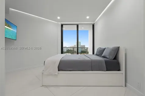 19500 Turnberry Way Aventura FL 33180