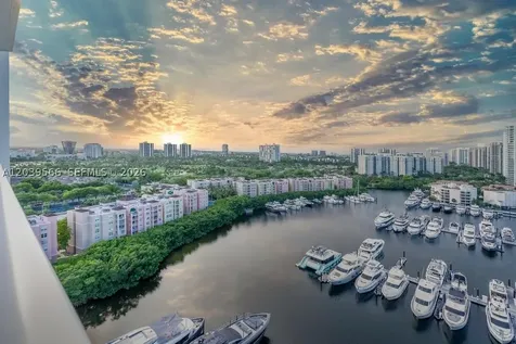 19500 Turnberry Way Aventura FL 33180