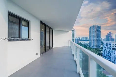 19500 Turnberry Way Aventura FL 33180