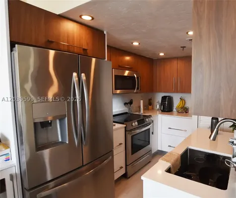 540 Brickell Key Drive Miami FL 33131