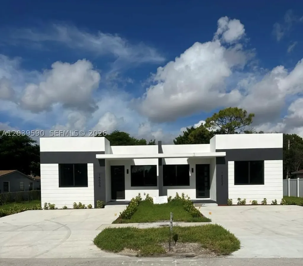 16000 NW 38 Place Miami Gardens FL 33054