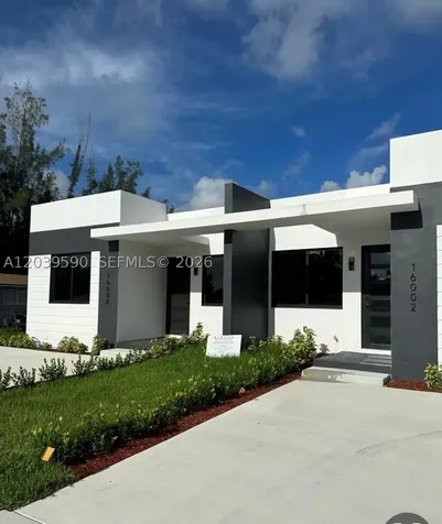 16000 NW 38 Place Miami Gardens FL 33054