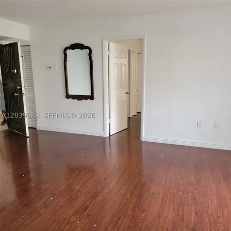4841 NW 7th Street Miami FL 33126