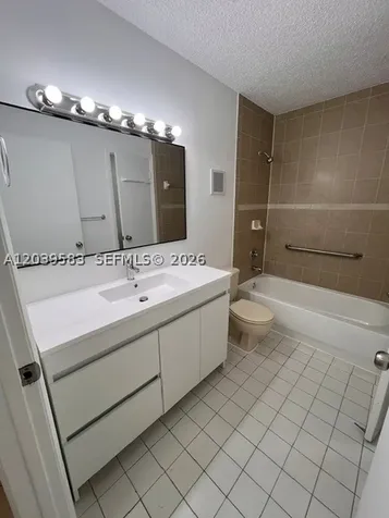 2690 W 76th Street Hialeah FL 33016