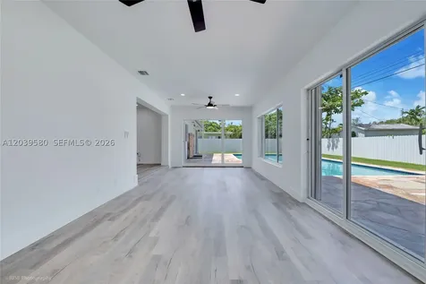 6250 SW 62 Place South Miami FL 33143