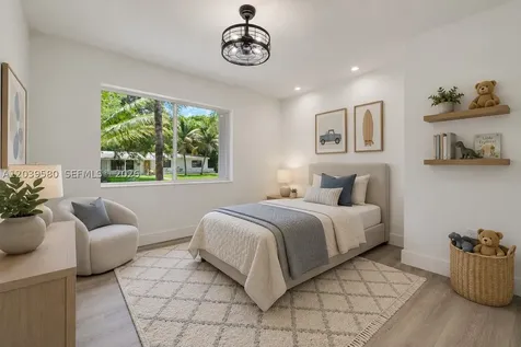 6250 SW 62 Place South Miami FL 33143