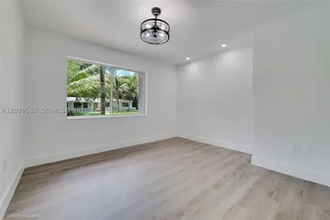 6250 SW 62 Place South Miami FL 33143