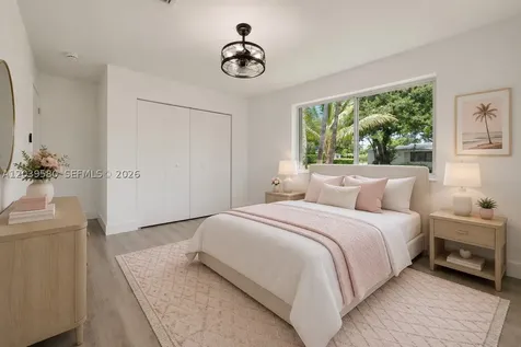 6250 SW 62 Place South Miami FL 33143