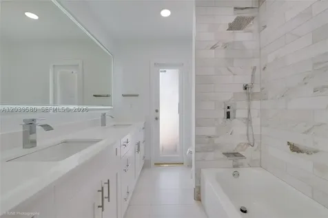 6250 SW 62 Place South Miami FL 33143