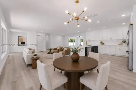 6250 SW 62 Place South Miami FL 33143