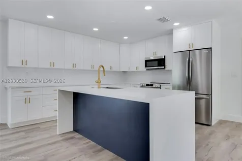 6250 SW 62 Place South Miami FL 33143