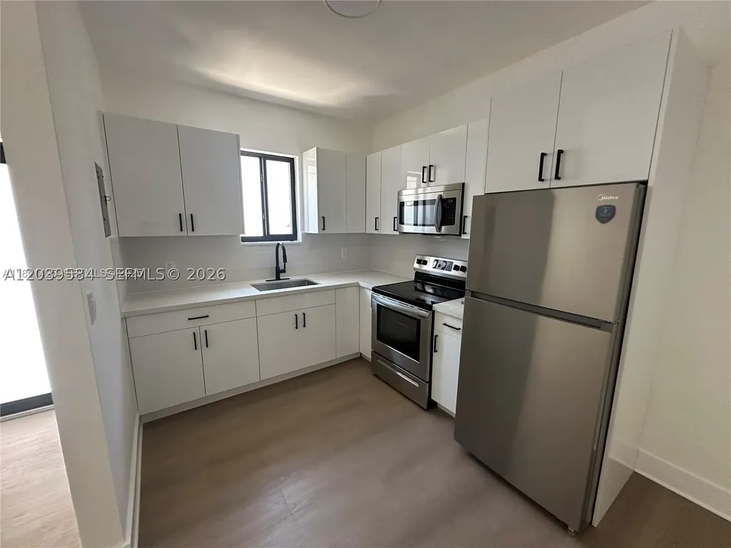 411 SW 18th Road Miami FL 33129