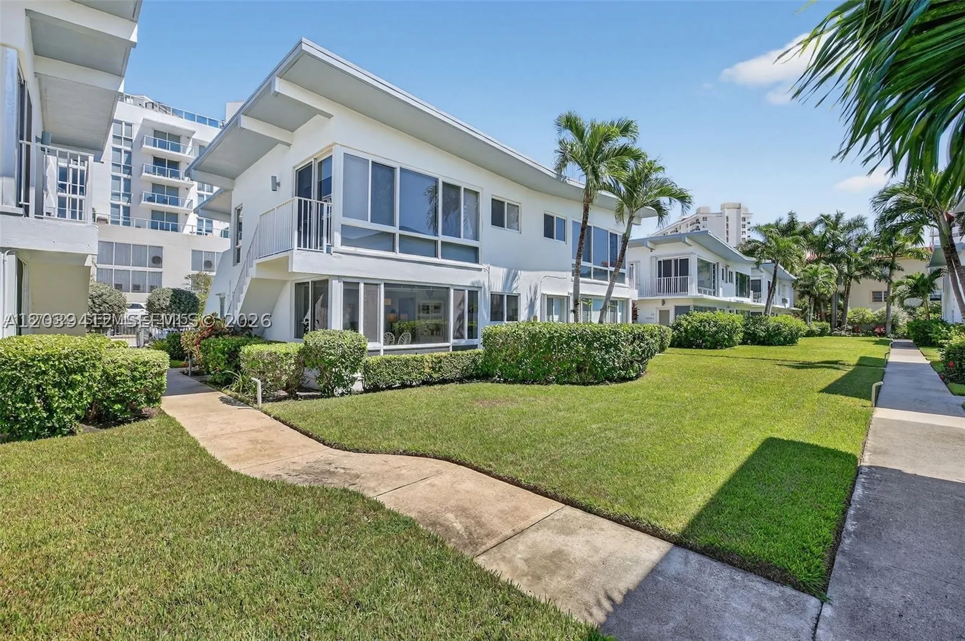 425 Bayshore Drive Fort Lauderdale FL 33304