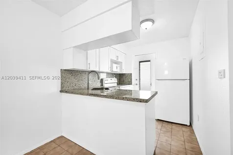 1620 West Avenue Miami Beach FL 33139