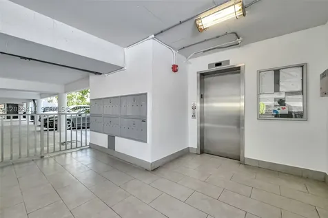 1620 West Avenue Miami Beach FL 33139