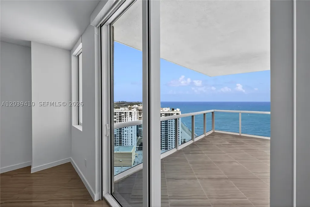 2711 S Ocean Drive Hollywood FL 33024