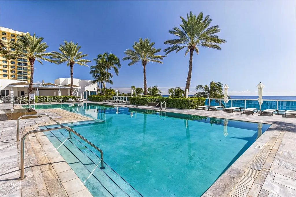 2711 S Ocean Drive Hollywood FL 33024