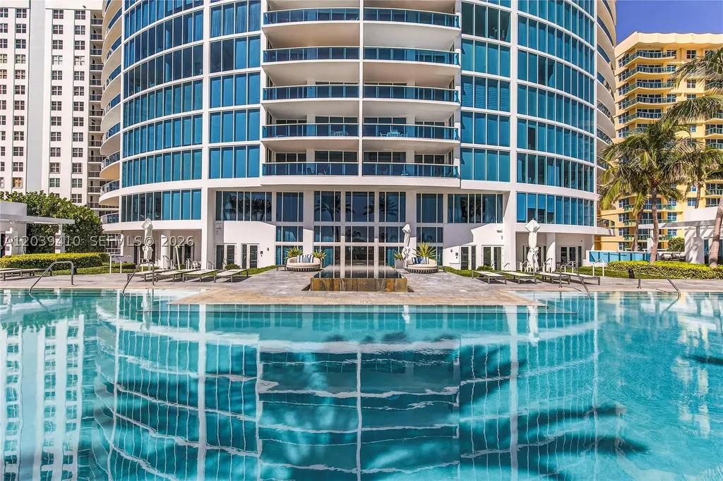 2711 S Ocean Drive Hollywood FL 33024