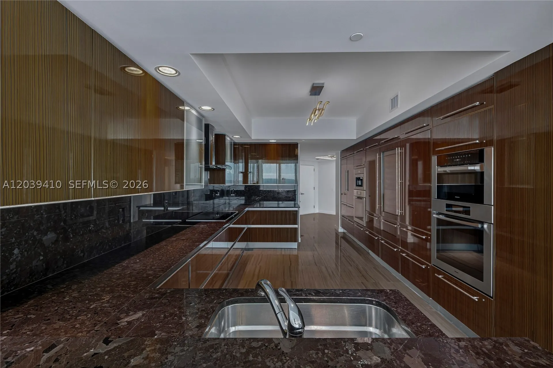 2711 S Ocean Drive Hollywood FL 33024