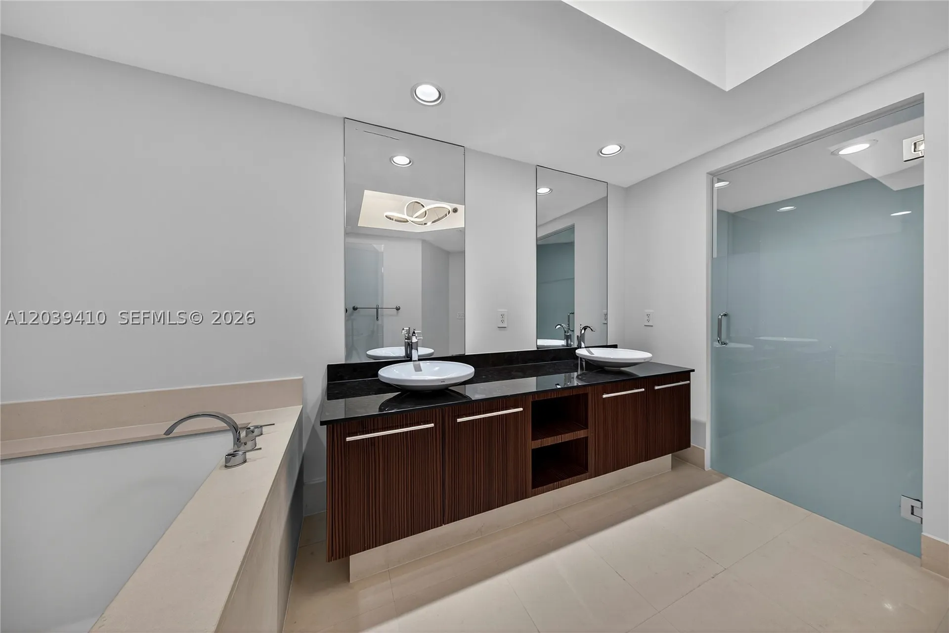 2711 S Ocean Drive Hollywood FL 33024