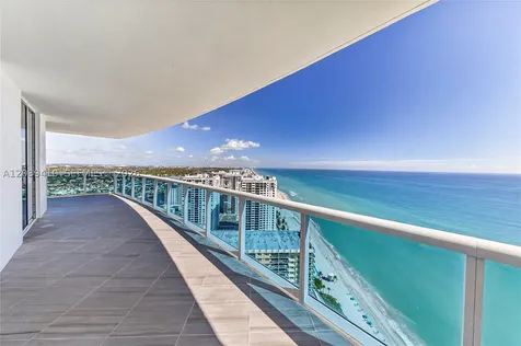 2711 S Ocean Drive Hollywood FL 33024