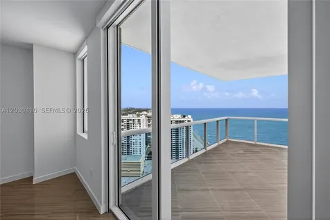 2711 S Ocean Drive Hollywood FL 33024