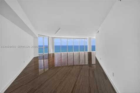 2711 S Ocean Drive Hollywood FL 33024