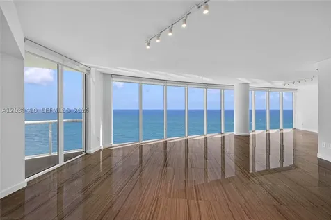 2711 S Ocean Drive Hollywood FL 33024