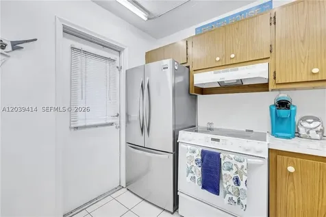 4025 N Federal Highway Oakland Park FL 33308