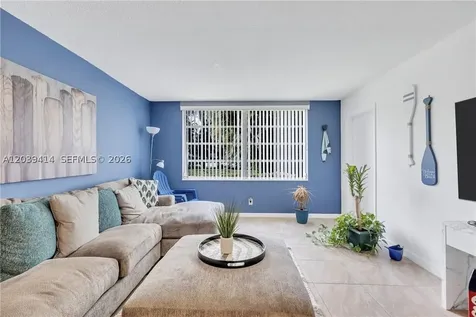 4025 N Federal Highway Oakland Park FL 33308