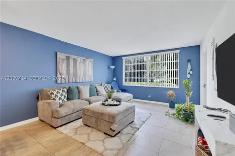 4025 N Federal Highway Oakland Park FL 33308