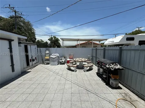 3320 E 10th Avenue Hialeah FL 33013