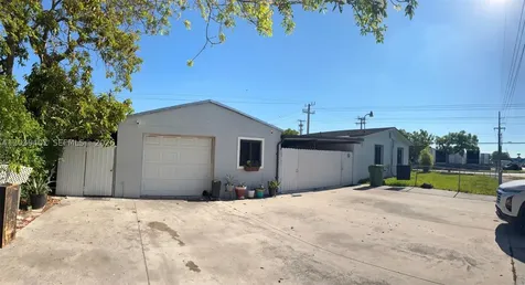 3320 E 10th Avenue Hialeah FL 33013