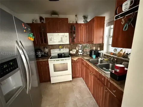 3320 E 10th Avenue Hialeah FL 33013