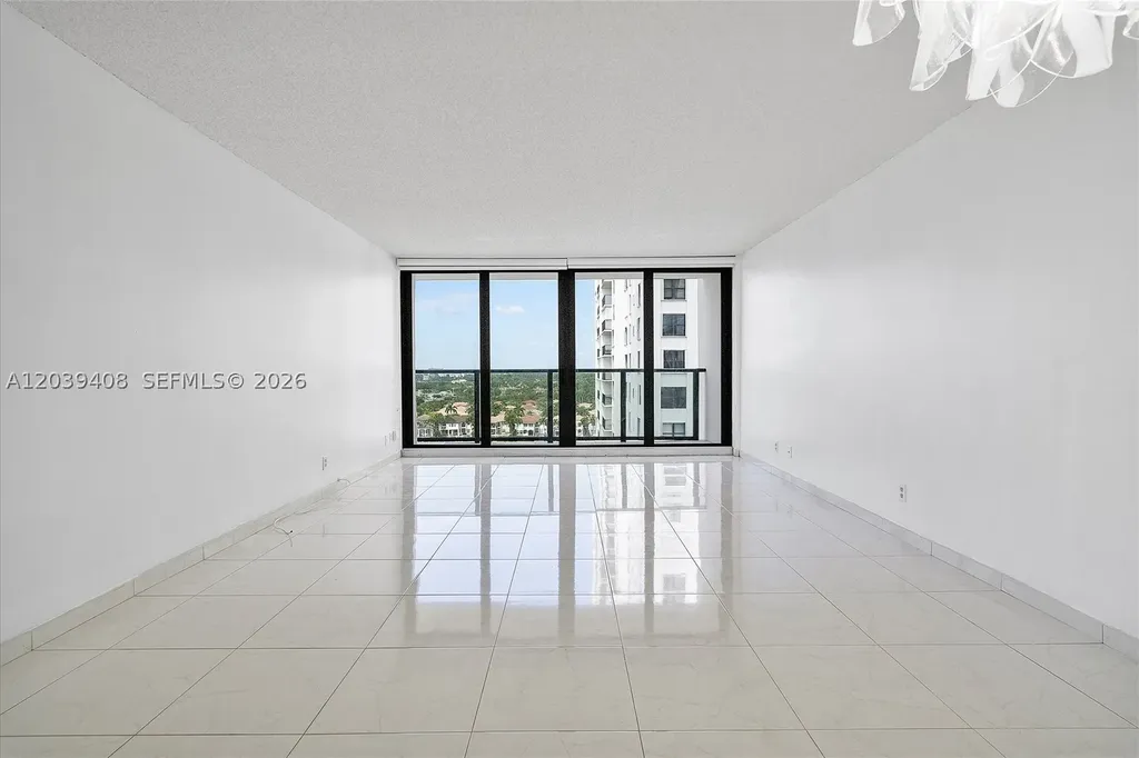 2301 S Ocean Drive Hollywood FL 33019
