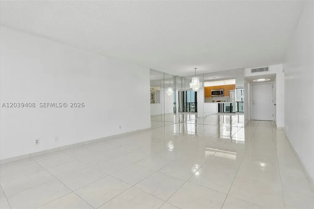 2301 S Ocean Drive Hollywood FL 33019