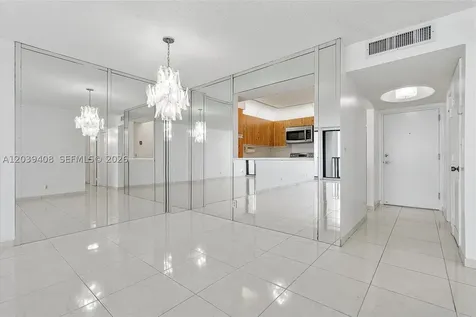 2301 S Ocean Drive Hollywood FL 33019
