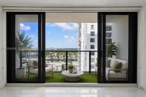 2301 S Ocean Drive Hollywood FL 33019