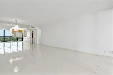 2301 S Ocean Drive Hollywood FL 33019