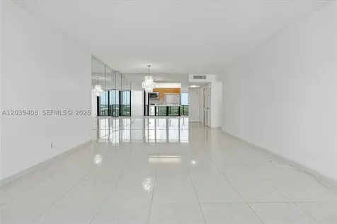 2301 S Ocean Drive Hollywood FL 33019