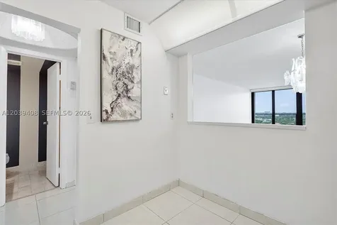 2301 S Ocean Drive Hollywood FL 33019