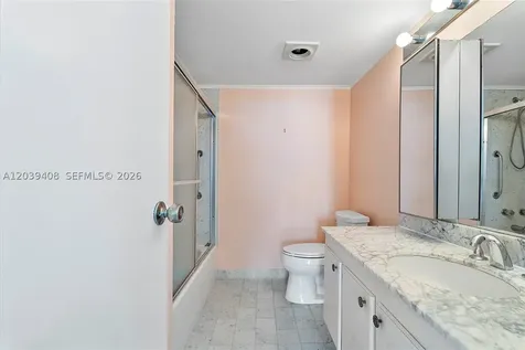 2301 S Ocean Drive Hollywood FL 33019