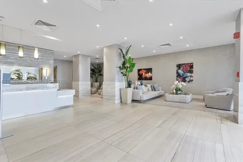 2301 S Ocean Drive Hollywood FL 33019