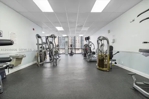 2301 S Ocean Drive Hollywood FL 33019