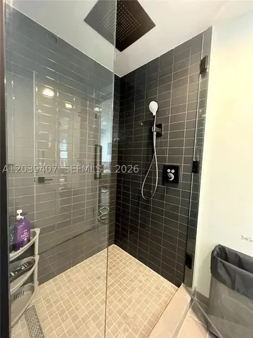 227 NE 2nd Street Miami FL 33132