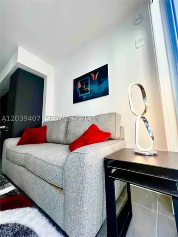 227 NE 2nd Street Miami FL 33132