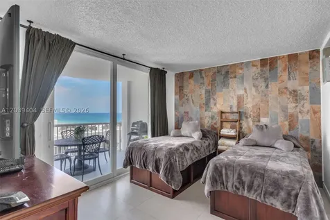 5401 Collins Avenue Miami Beach FL 33140
