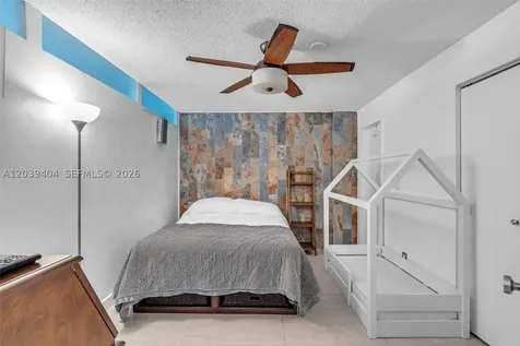 5401 Collins Avenue Miami Beach FL 33140