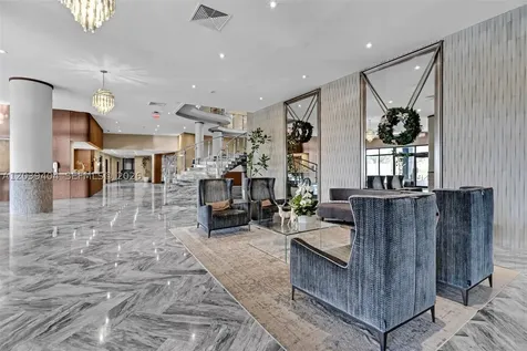 5401 Collins Avenue Miami Beach FL 33140