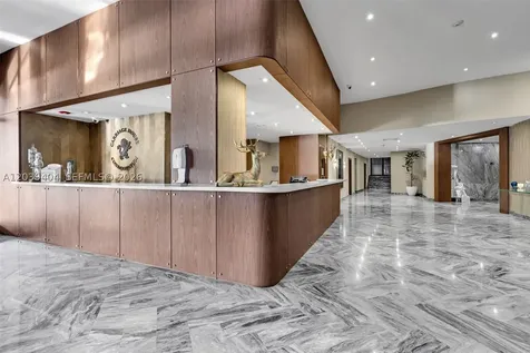 5401 Collins Avenue Miami Beach FL 33140